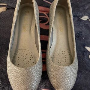 Caparros Women's Glitter Flats - Silver